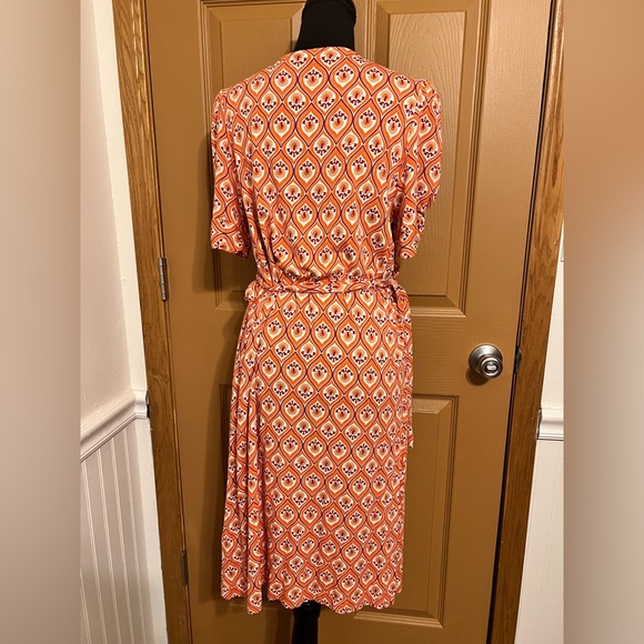 BODEN Knot Detail Jersey Mini Dress - Picture 8 of 11